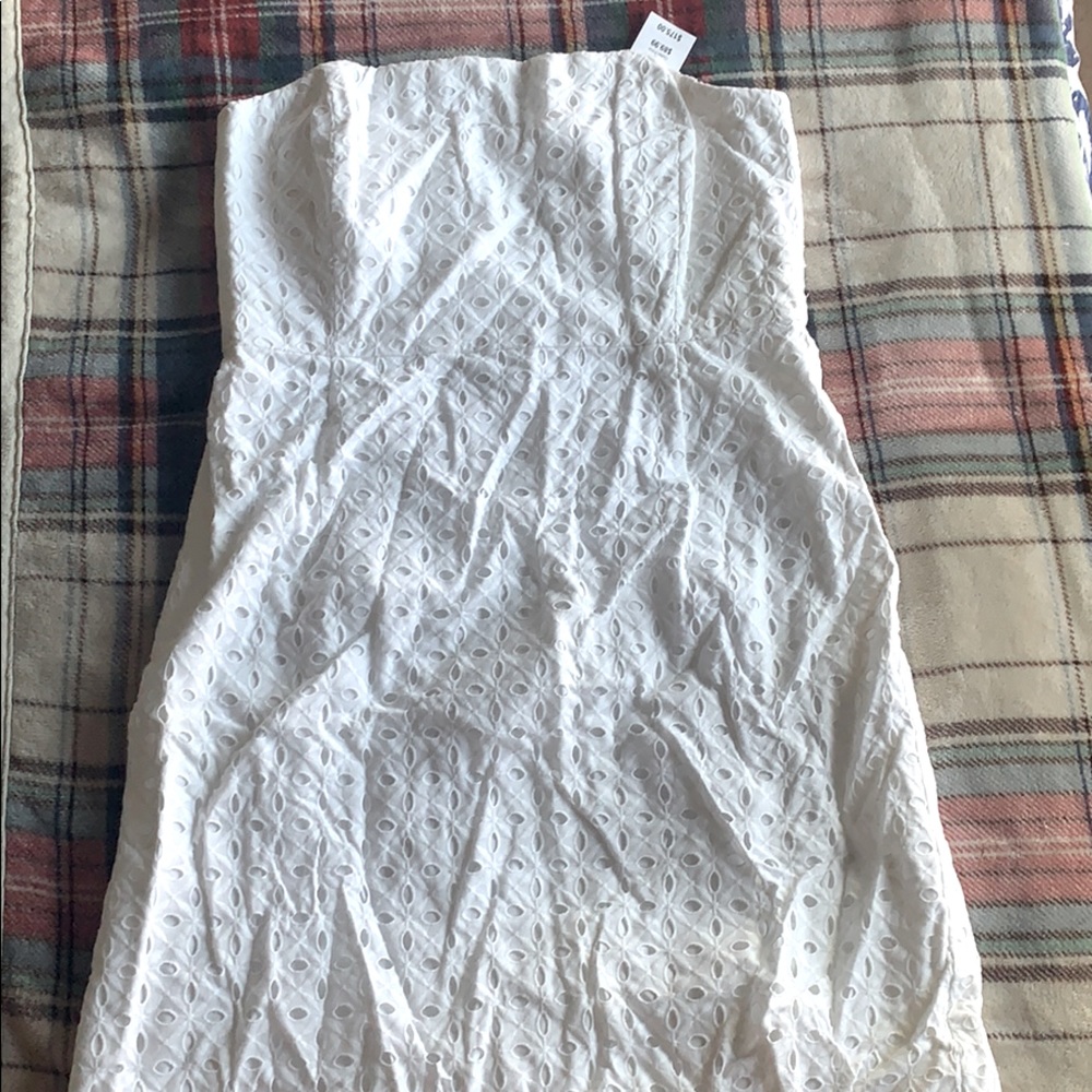 White eyelet Vineyard Vines strapless dress NWT
